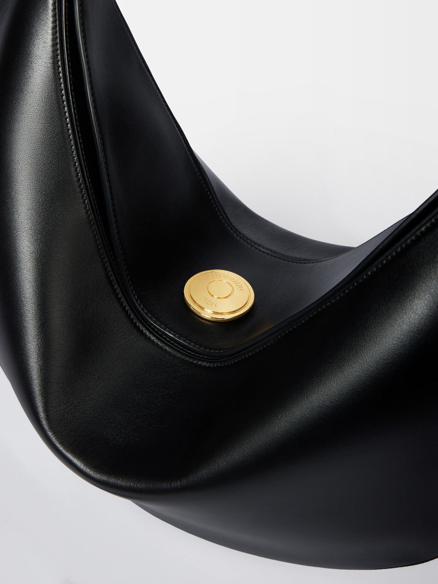 The Ovalo Bag