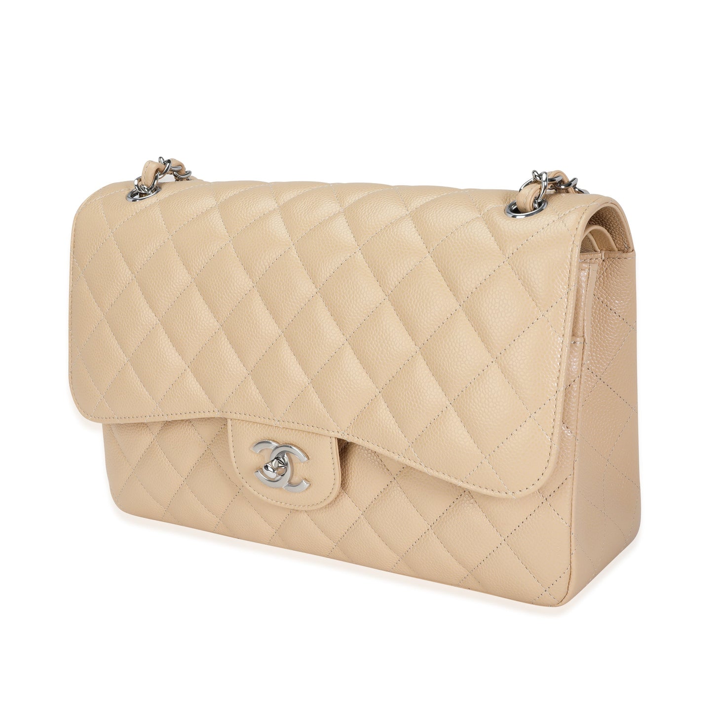 Bolso de mano clásico jumbo de doble solapa, acolchado color beige con textura de caviar