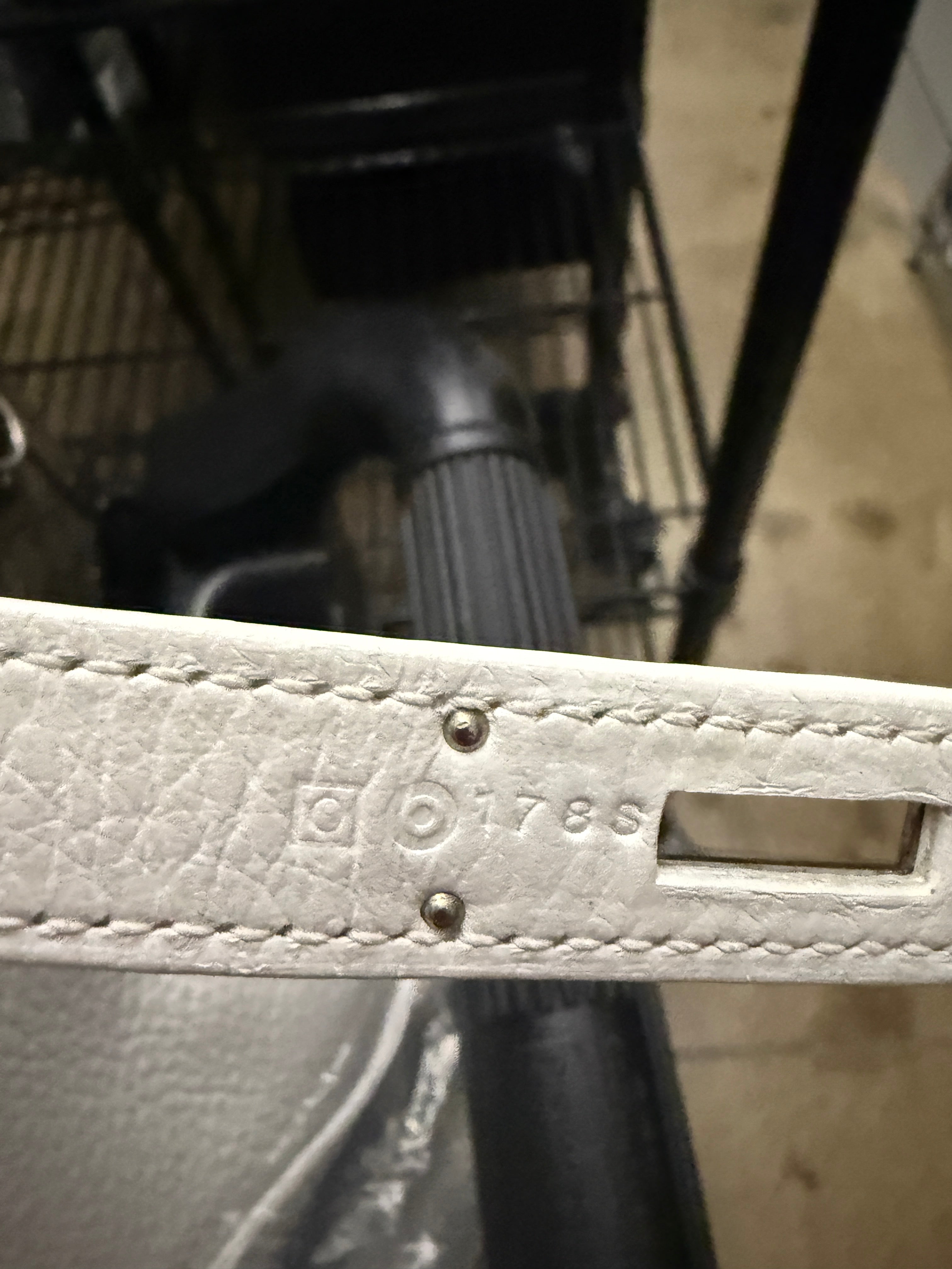 Hermès White Togo Retourne Kelly 35 PHW Handbag ad4