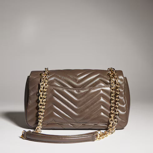 GG Marmont Medium Shoulder Bag