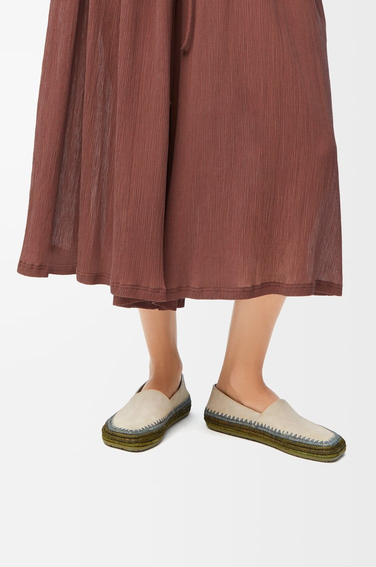 Rio slipper in suede and raffia