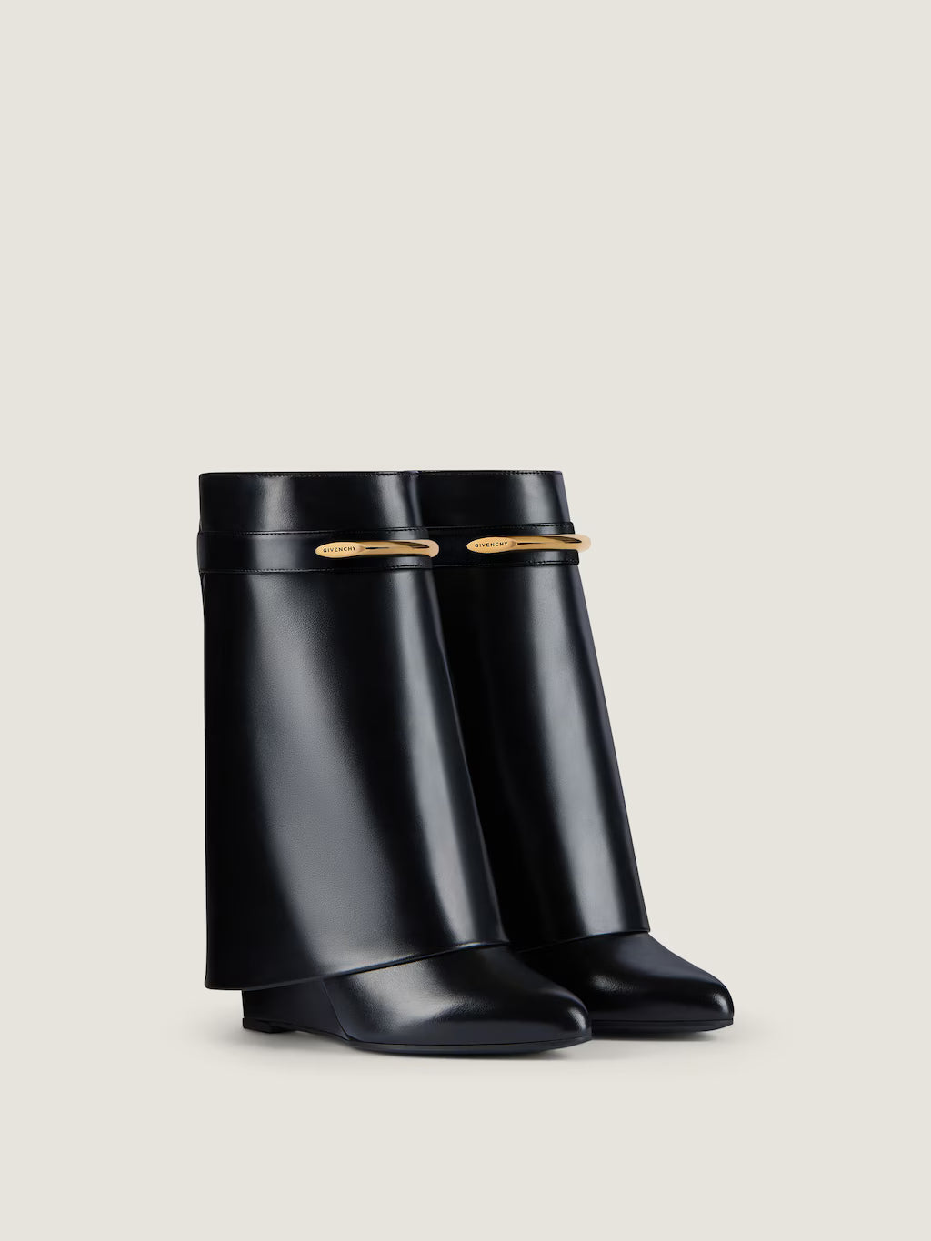 Shark Pinch Boots