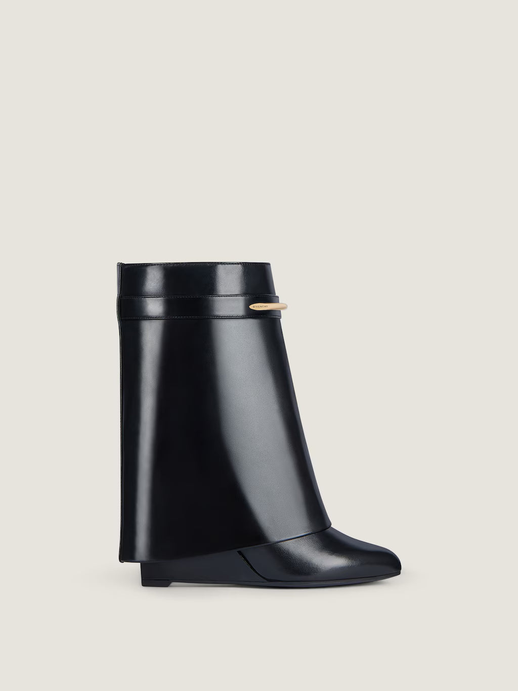 Shark Pinch Boots