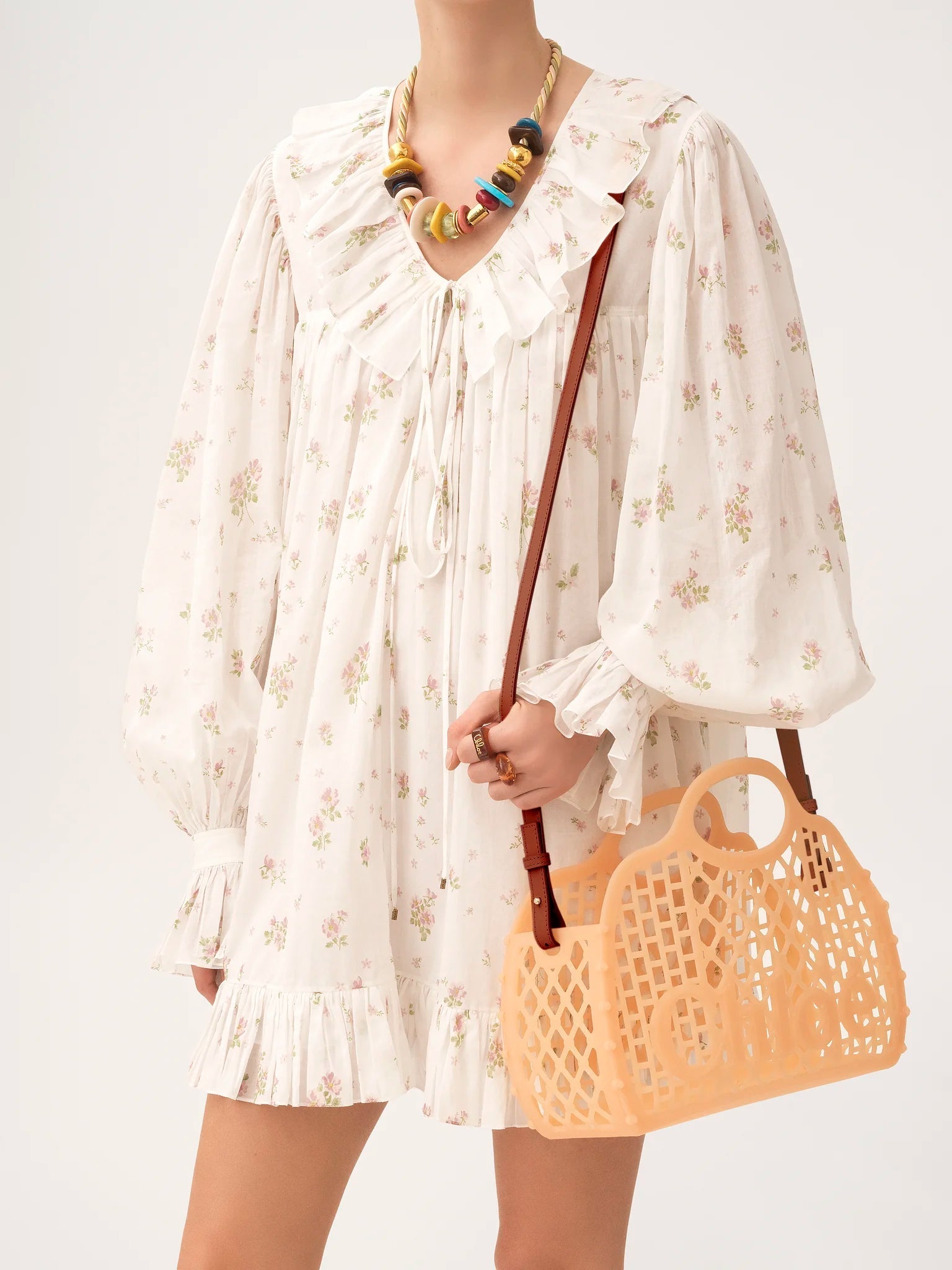 Bolsa de mano con forma de jaula