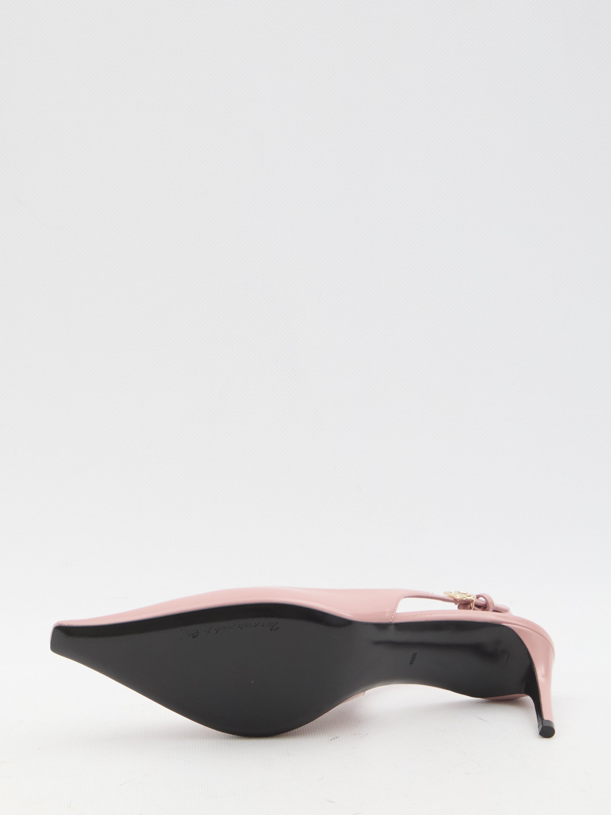 Pointed-toe slingback pumps