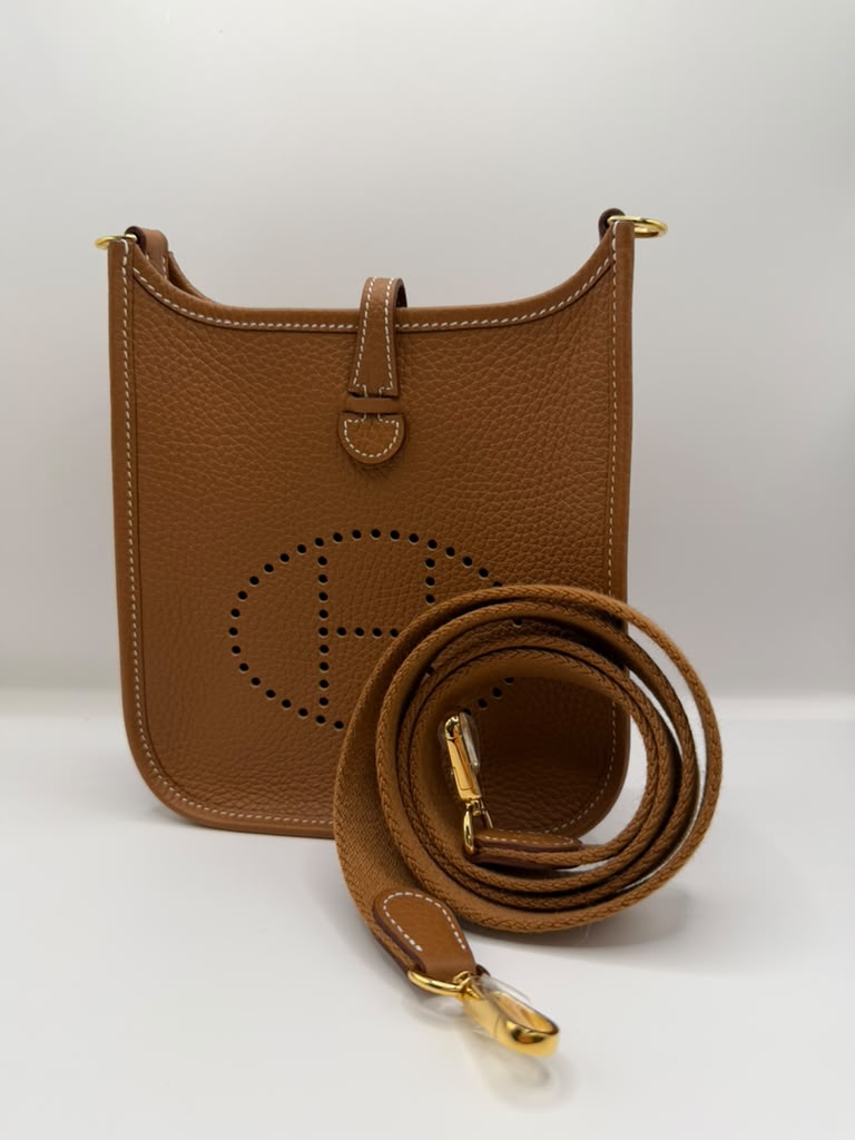 Hermès Evelyne Bag Gold 16