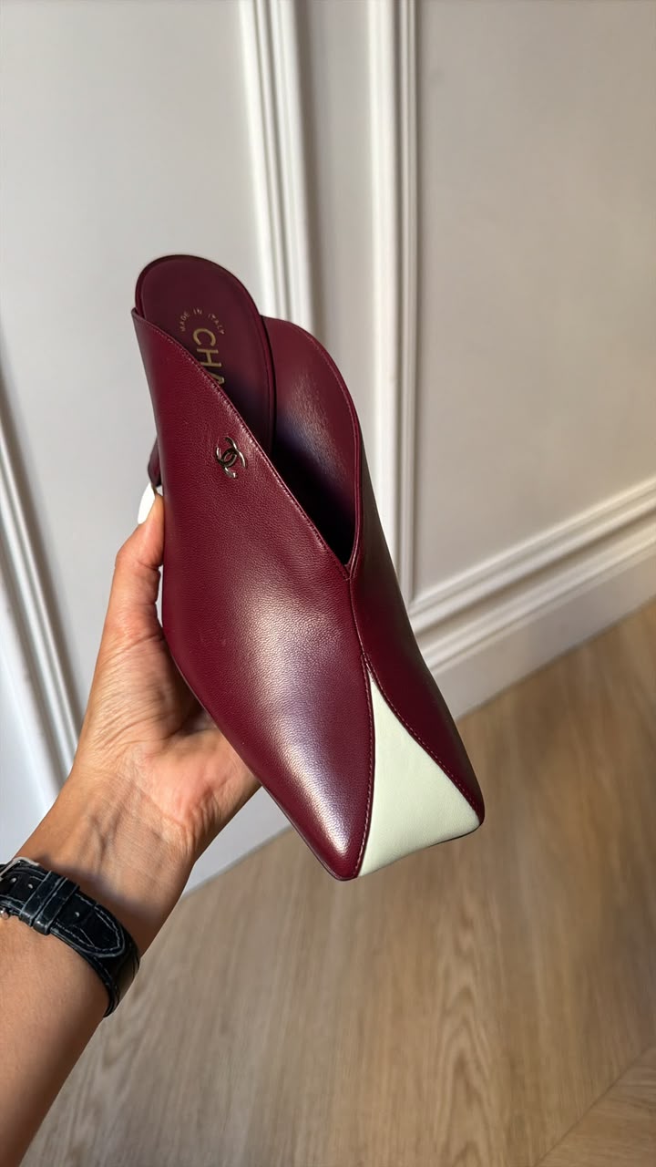 Chanel Slingback Dark Burgundy / Light Green