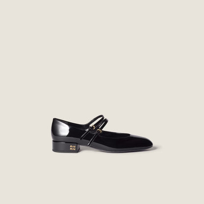 Patent Leather Slingback Pumps With Buckles