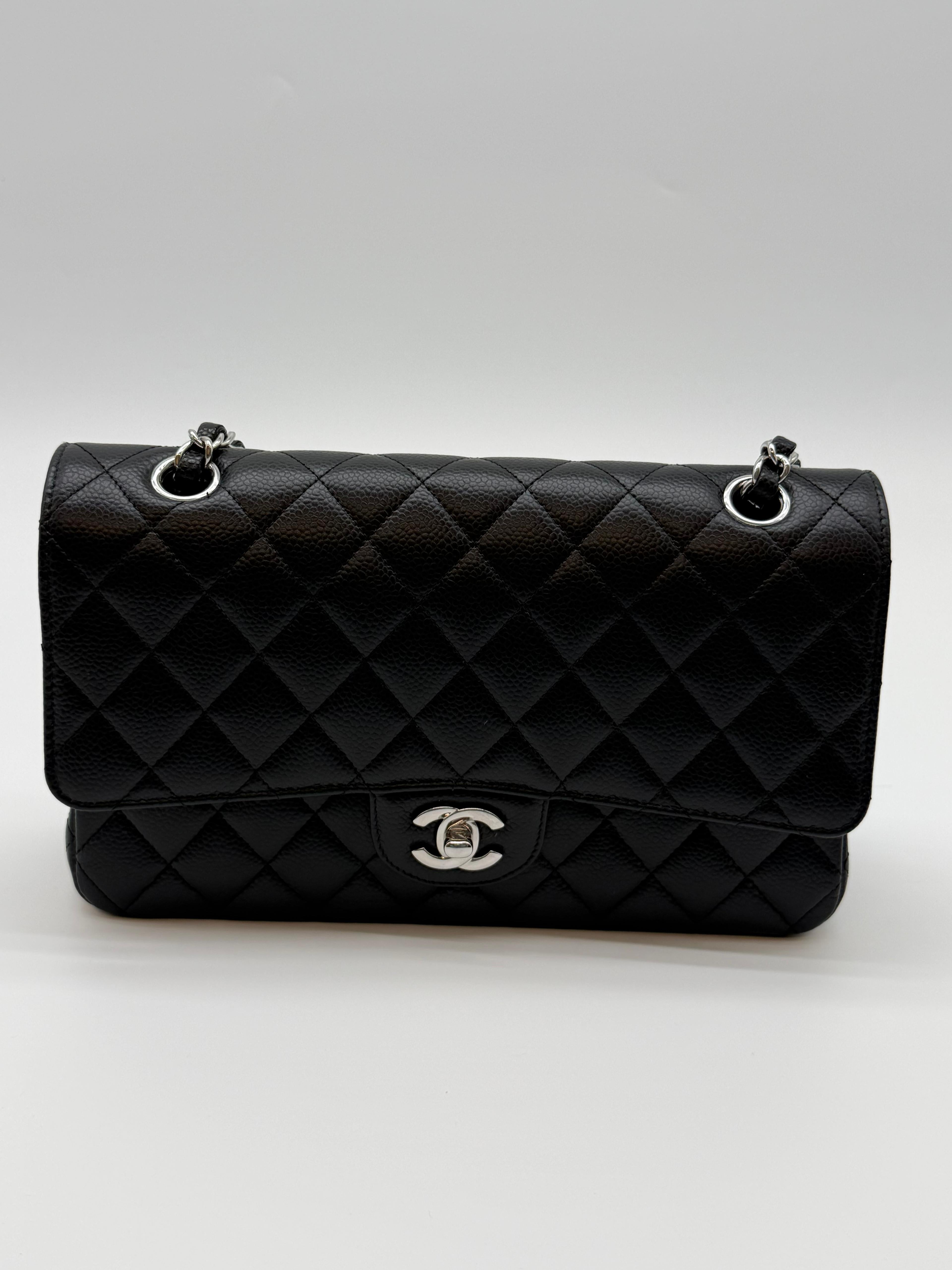 Chanel Classic Flap Bag Caviar Black Medium