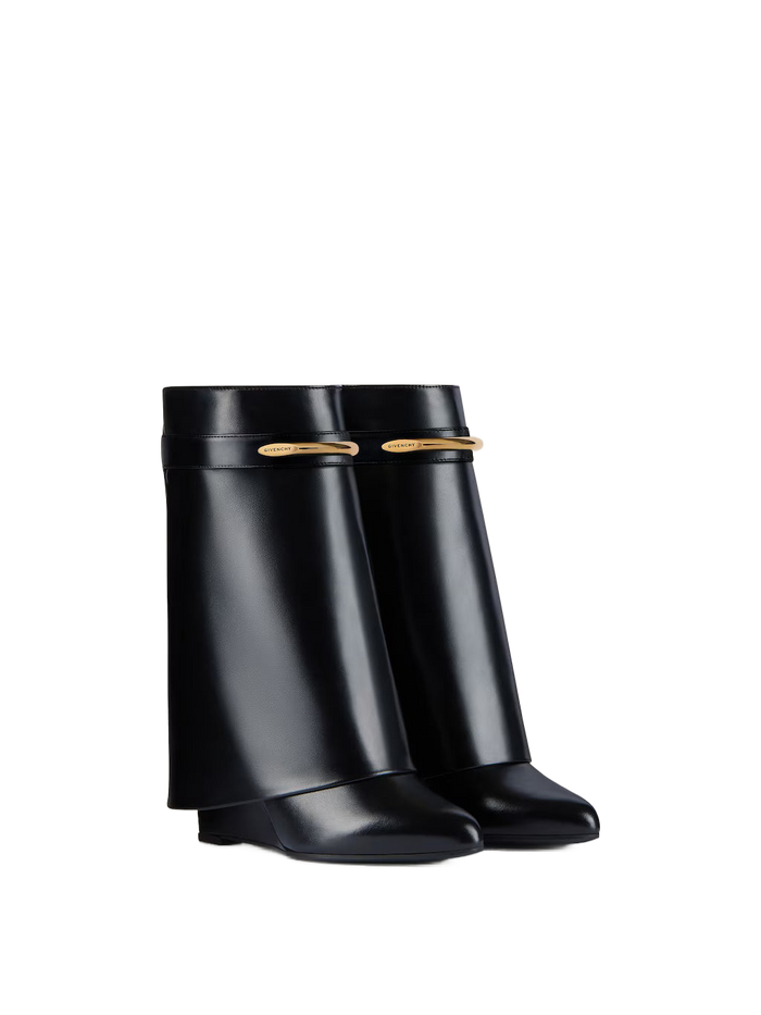 Shark Pinch Boots